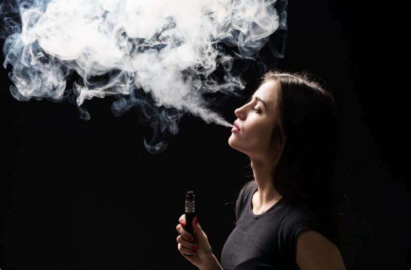 Electronic cigarettes: are they a safe alternative to smoking?
